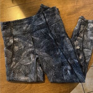 Lululemon Athletica Monochrome Patterned Leggings